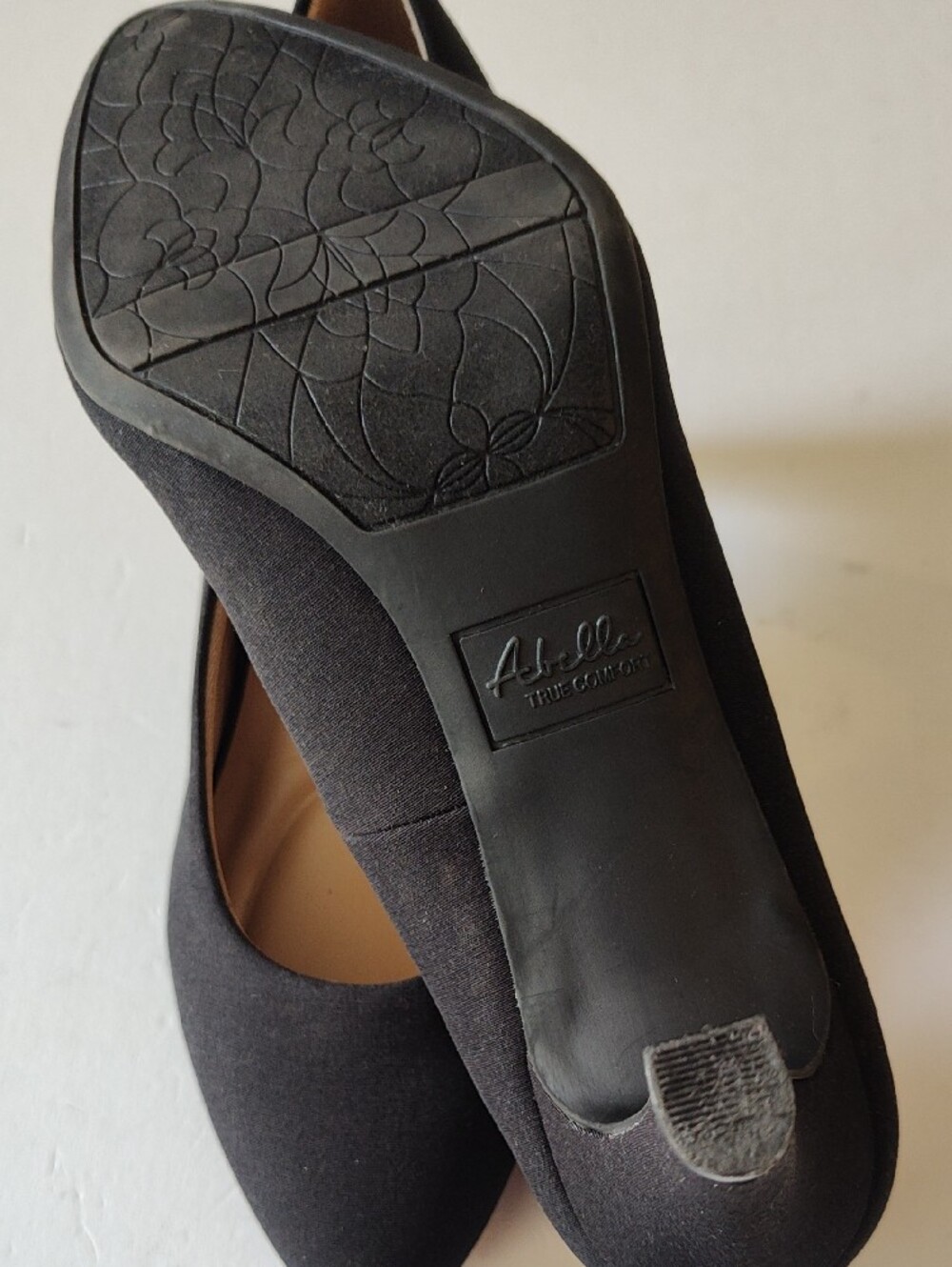 ABELLA "Galaxy"Black Pointed-Toe Classic Comfort Pumps Size 8 M - Picture 9 of 11